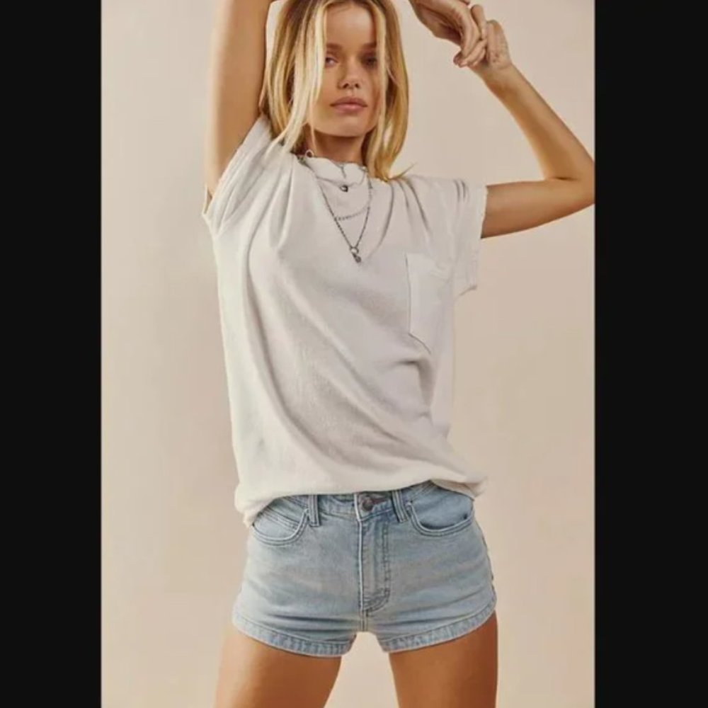 NWT Lee High-Rise Pinup Shorts